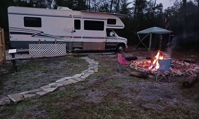 Paisley House | Country Living RV Stay