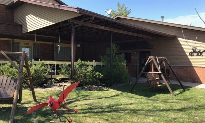 Harmony Hotel | Country Lodge inn