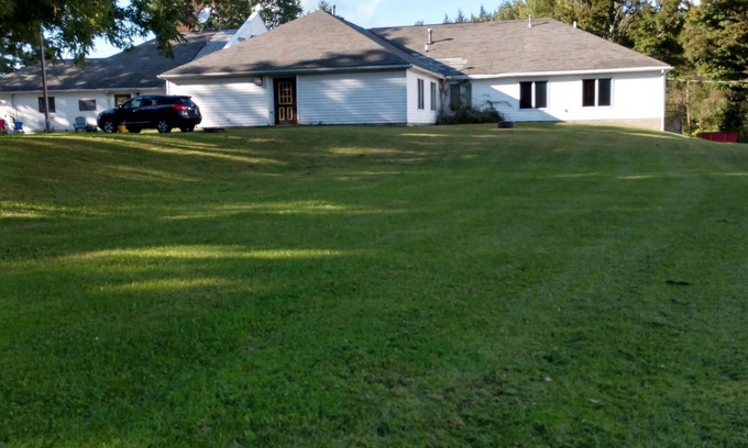 Cassadaga House | Country lodge settling. In the middle of no where, close to everything.