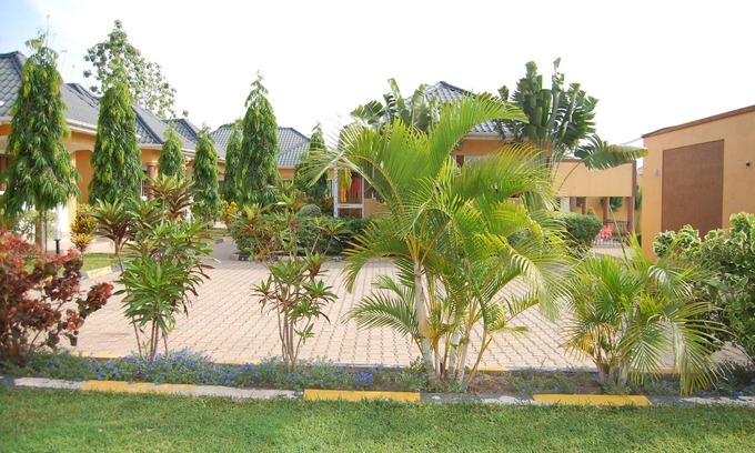 Koboko Hotel | Country Motel Koboko