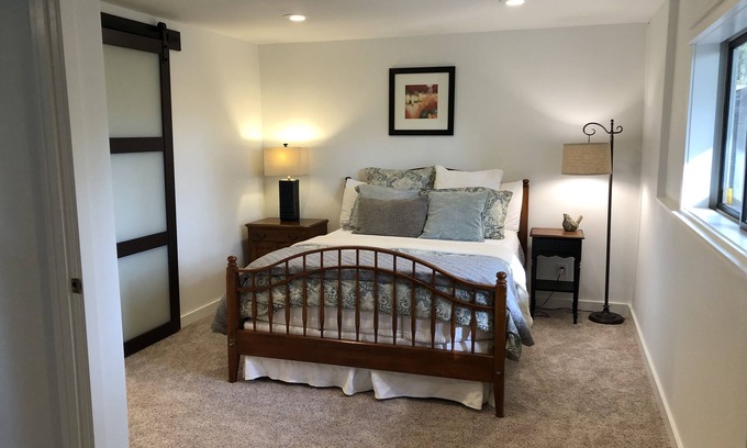Corvallis House | Country Quiet City Convenience, Brand new space-everything's new! Keyless Entry.