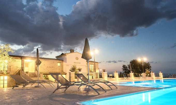 Alba Adriatica Other | Country residence, 10 bedrooms and 10 bathrooms, salt water pool, panoramic.