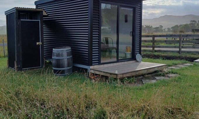 Porangahau Apartment | Country retreat ✨️ 5 min from the most beautiful beach
