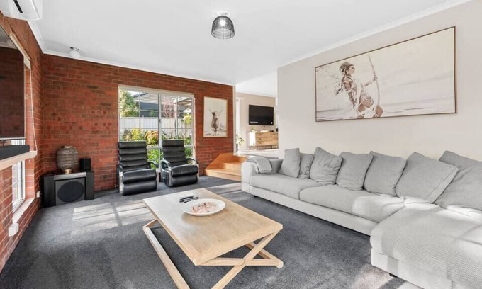 Buninyong House | Country Retreat#BathSpa#WiFi#Netflix#Golf Course