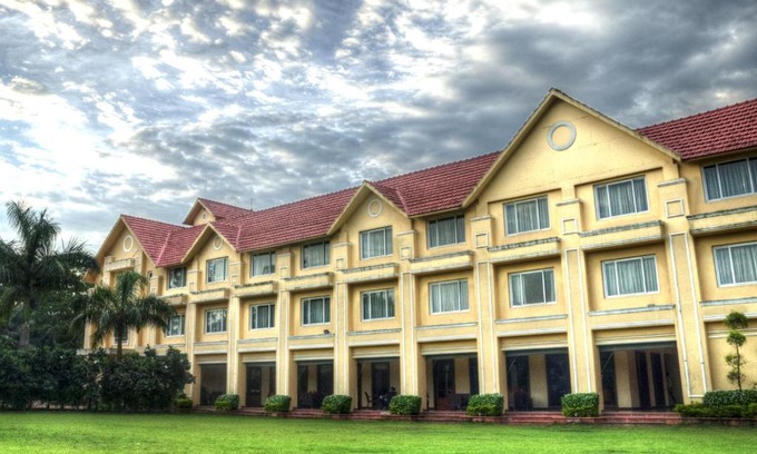 Raghudebpur Hotel | Country Roads