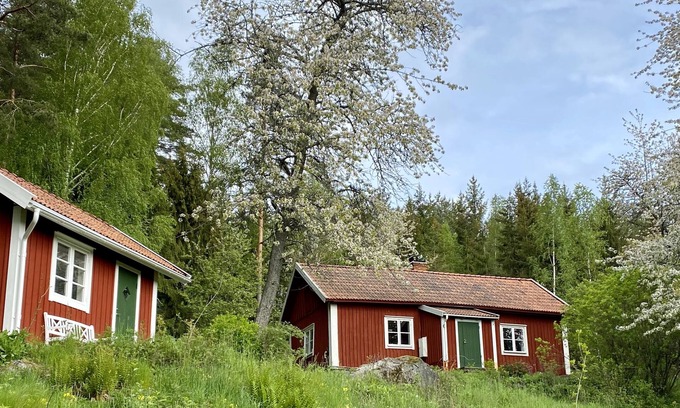 Sorunda House | Country side farm house by the sea