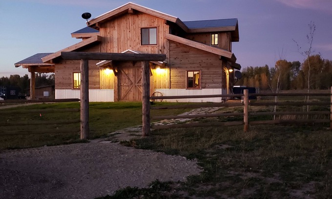 Felt House | Country style guest house with Teton views