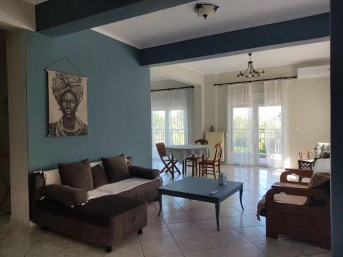 Nea Michaniona Apartment | Country treasure