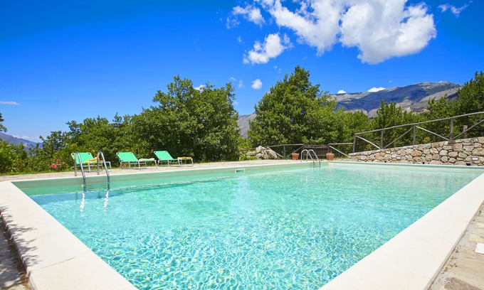 Polizzi Generosa Villa | Country villa with pool in Sicily