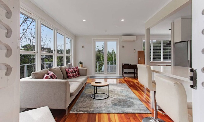 Mangere House | Countryside 3BR Family Home near Airport