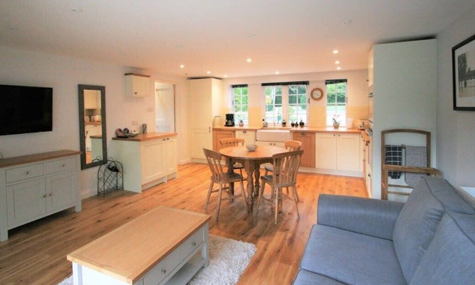 East Lavant House | Countryside Annexe Near Goodwood
