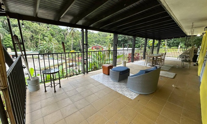 Almirante Norte Apartment | Countryside Compound with Lots of Patio