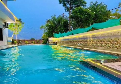 Taoru Villa | Countryside farm with luxurious swimming pool