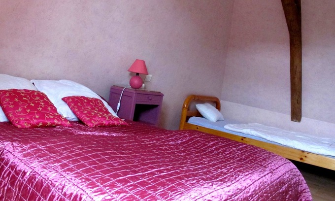 Angoisse House | Countryside gite, build in stones of Limousin in the midst of an apple orchard