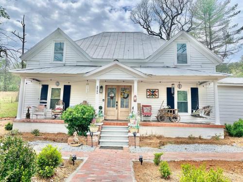 Pickens House | Countryside Haven