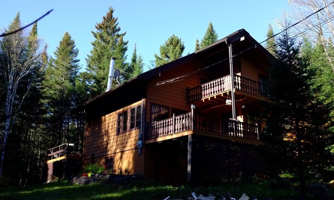 St-Adolphe-d'Howard Ski Chalet | Coup de Foudre - Le nid de vacances dont vous rêvez! (Privé/Foyer) - #296742