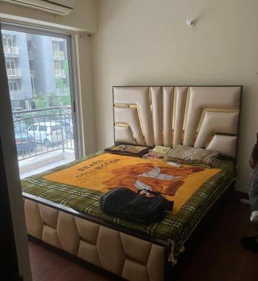 Ghaziabad House | Couple friendly room with ac, comfy bed and private window view in 2bhk