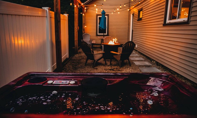 Colrain House | Couples 2 Bedroom Retreat - Hot Tub- Air Hockey -Close to ShelburneFalls