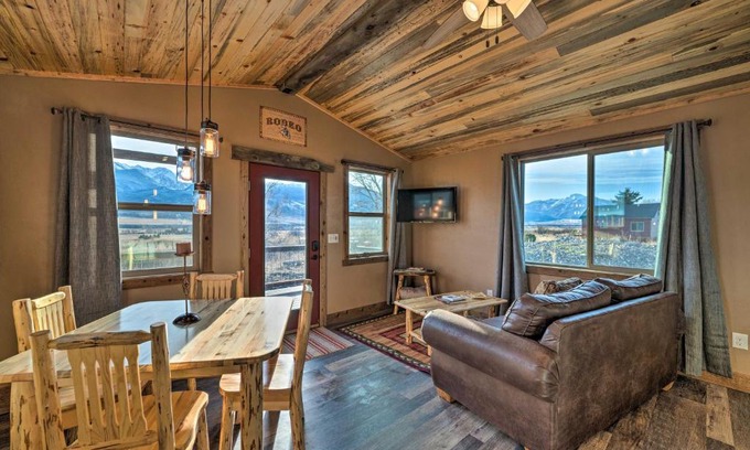 Livingston House | Couples Retreat 1-Hour Drive from Yellowstone NP!