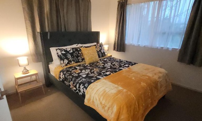Reefton House | Couples Retreat