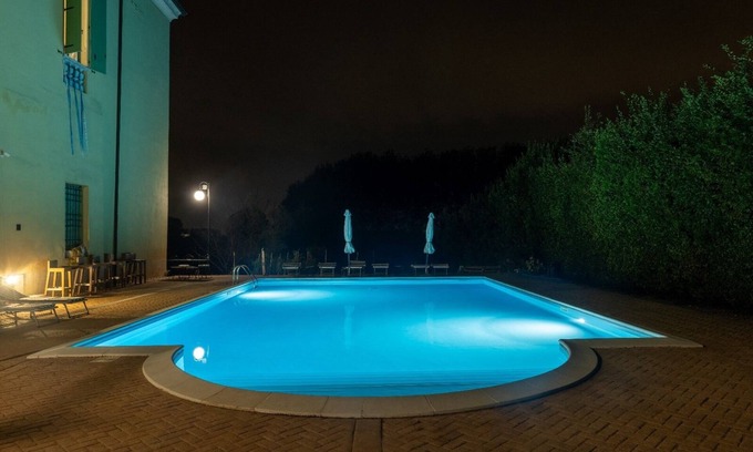 Goito House | COURT BEAUTIFUL WATER -Mobile Home