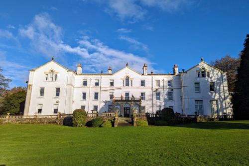 Bridgend House | Court Colman Manor