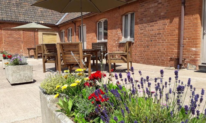 Clyst Saint George Apartment | Courtbrook Farm Apartments
