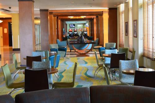 Maleza Baja Hotel | Courtyard Aguadilla