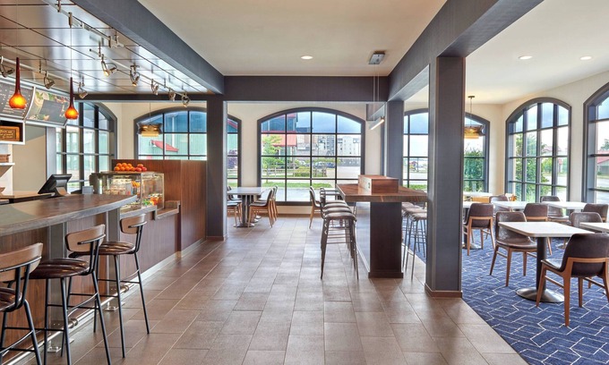 Township of Woolwich Hotel | Courtyard by Marriott Waterloo St. Jacobs