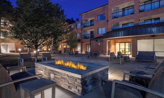 Louisville Hotel | Courtyard by Marriott Boulder Broomfield