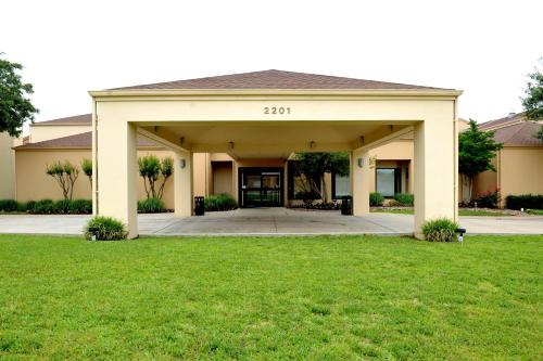 Bedford Hotel | Courtyard by Marriott Dallas-Fort Worth/Bedford