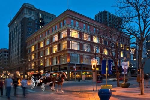 Downtown Denver Hotel | Courtyard by Marriott Denver Downtown