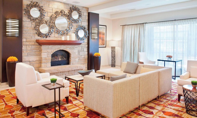 Pueblo Hotel | Courtyard by Marriott Pueblo Downtown
