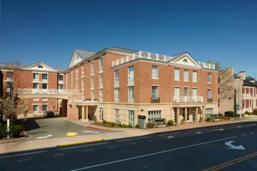 Venable Hotel | Courtyard Charlottesville - University Medical Center