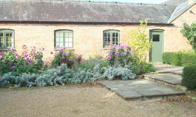 Malpas Cottage | Courtyard Cottage In Beautiful Rural Location(Offers Available)