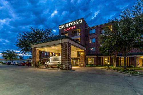 Irving Hotel | Courtyard Dallas DFW Airport South/Irving