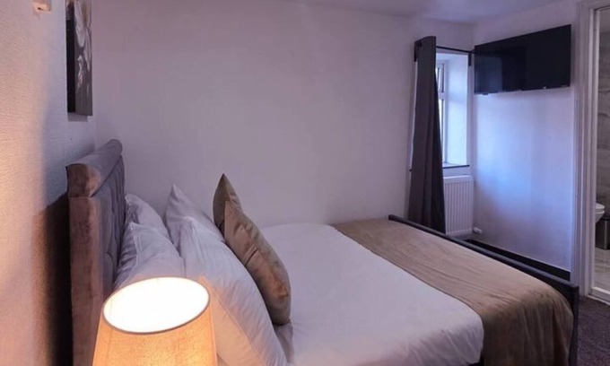Stotfold Bed & Breakfast | Courtyard Lodge - Room 10