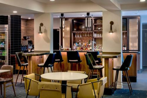 Plymouth Meeting Hotel | Courtyard Philadelphia Plymouth Meeting