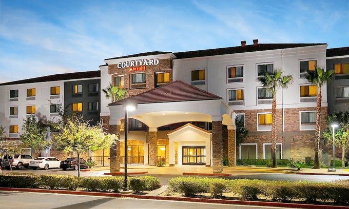 Rancho Cucamonga Hotel | Courtyard by Marriott Ontario Rancho Cucamonga