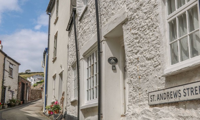 Cawsand Cottage | COUSHAM COTTAGE, pet friendly, with open fire in Kingsand And Cawsand