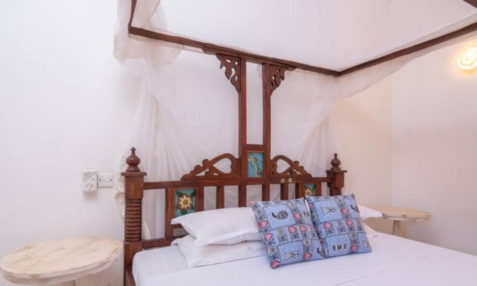 Malindi Marine National Park Villa | Couzy villa casaurina in Malindi, Kenya