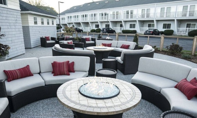 West Yarmouth Resort | Cove at Yarmouth - 1 Bedroom w/ Kitchenette