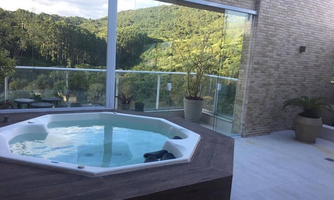 Florianopolis Apartment | Coverage with hydro spa