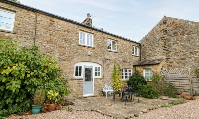 Leyburn Cottage | COVERDALE COTTAGE, family friendly in Carlton-In-Coverdale