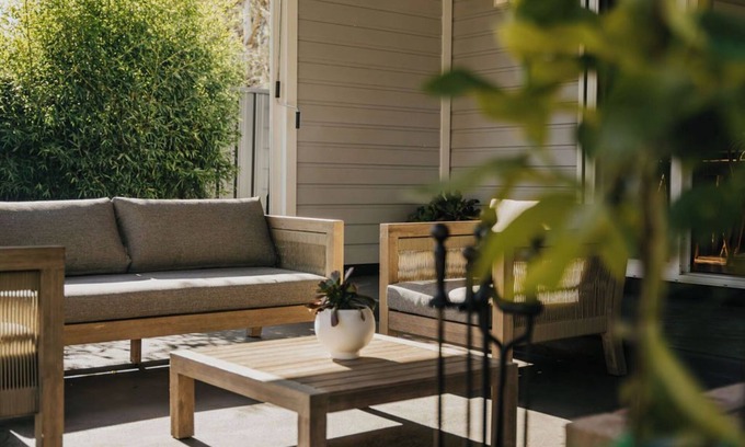 Trentham House | Cow Bell Cottage - Trentham, Retreat, perfect for Families, Bikers, and Foodies.