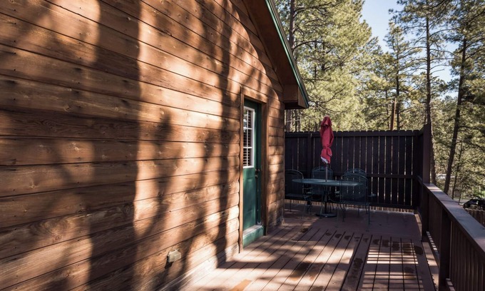 Ruidoso Cabin | Cowboy Cabin