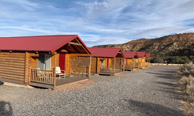 Torrey Cabin | Cowboy Cabin