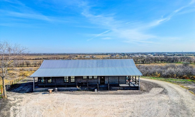 Martindale House | Coyote Creek Ranch I Familes, stargazing, Martindale