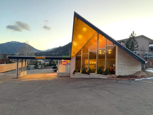 Estes Park Cabin | Coyote Mountain Lodge