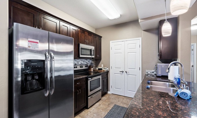 Parkwood Ranch House | Coyote Retreat 3 bed 2 bath
